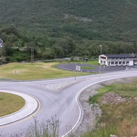 Hi Borlaug * Borgund