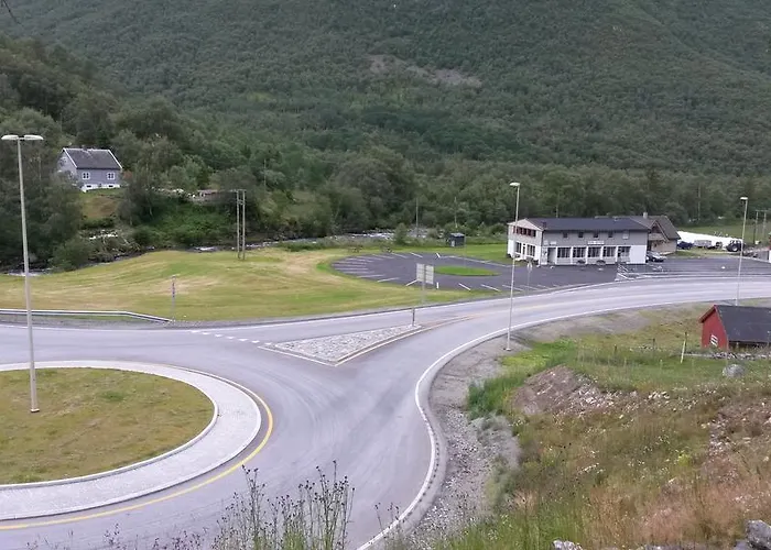 Hi Borlaug * Borgund